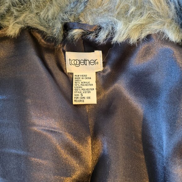Faux Fur Collared Front Tie Vest, Size Small - Picture 6 of 6